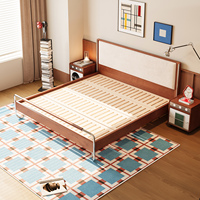 Lit moderne Bauhaus en chêne massif avec revêtement en velours nuage, taille Queen/King/Full, avec pieds en acier inoxydable pour chambre à coucher