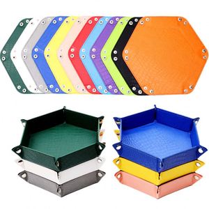 Plateau à dés hexagonal en cuir de luxe à motif crocodile, boîte de rangement pour dés de jeu de société, durable et élégant - Product Image 2