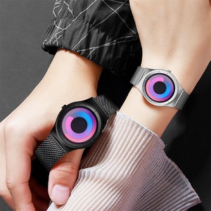 Jam Tangan Pria Tali Baja Anti Karat Logo Kustom Desain Kreatif Tahan Air Quartz Herren Uhr - Product Image 6
