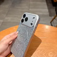 Coque de téléphone magnétique à paillettes et sequins pour iPhone 17 16 15 14 Pro Max, antichoc avec protection d'objectif en cristal