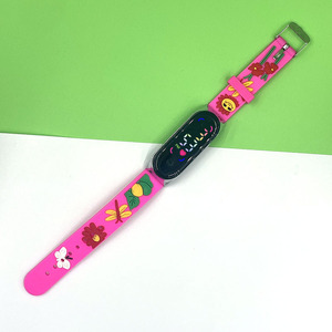 Reloj Electrónico Digital LED con Pantalla Táctil, Diseño de Dibujos Animados, Resistente al Agua, Directo de Fábrica, para Hombres, Mujeres, Estudiantes y Niños - Product Image 6