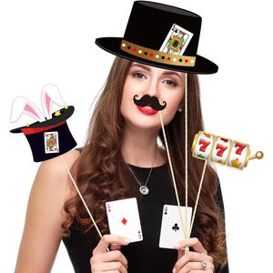 Letrero de Bienvenida para Noche de Póker <span class=keywords><strong>en</strong></span> Las Vegas y Rueda de <span class=keywords><strong>Ruleta</strong></span>, Accesorios para Fotos de Fiesta de Cumpleaños con Cartas de <span class=keywords><strong>Casino</strong></span>, 25 Piezas - Product Image 5