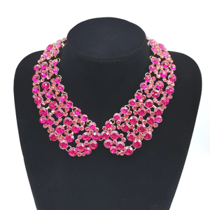 Collar de Cadena Gruesa Chapado en Oro con Cristales de Estrás para Mujer, Joyería de Moda de Lujo en Acero Inoxidable - Product Image 1