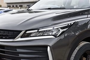 รถยนต์ใหม่ รุ่นปี 2026 สำหรับ Coolray L เครื่องยนต์เบนซิน 1.5 ลิตร แบบธรรมดา เกียร์อัตโนมัติ R18 ความเร็ว 0-100 กม./ชม. ใน 7.6 วินาที รถ SUV สปอร์ตขนาดกะทัดรัด - Product Image 4