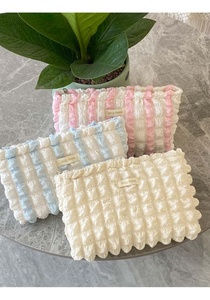<b>Cream</b> Quilted <b>Clutch</b> Bag Small Size Ruffle Edge Minimalist Style All Seasons Daily Use - Product Image 2