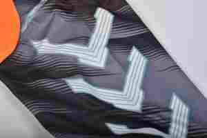 2025 Personalizado Kids Soccer Training Jersey Set Manga Longa Futebol Goleiro Top Poliéster Uniforme Nome Personalizado Corte Automatizado - Product Image 4