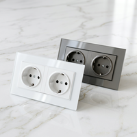 Prise murale double EU Schuko en verre trempé 146*86, 2 gangues, 16A 250V IP22 avec 1 port USB-A et 4 ports USB-C pour usage hospitalier