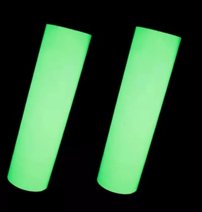 LU Vert Imperméable Nuit Auto-Adhésif en Forme de Flèche Ruban Lumineux Brillant dans le Noir pour Lieu d'Urgence avec Attention de Sécurité - Product Image 1