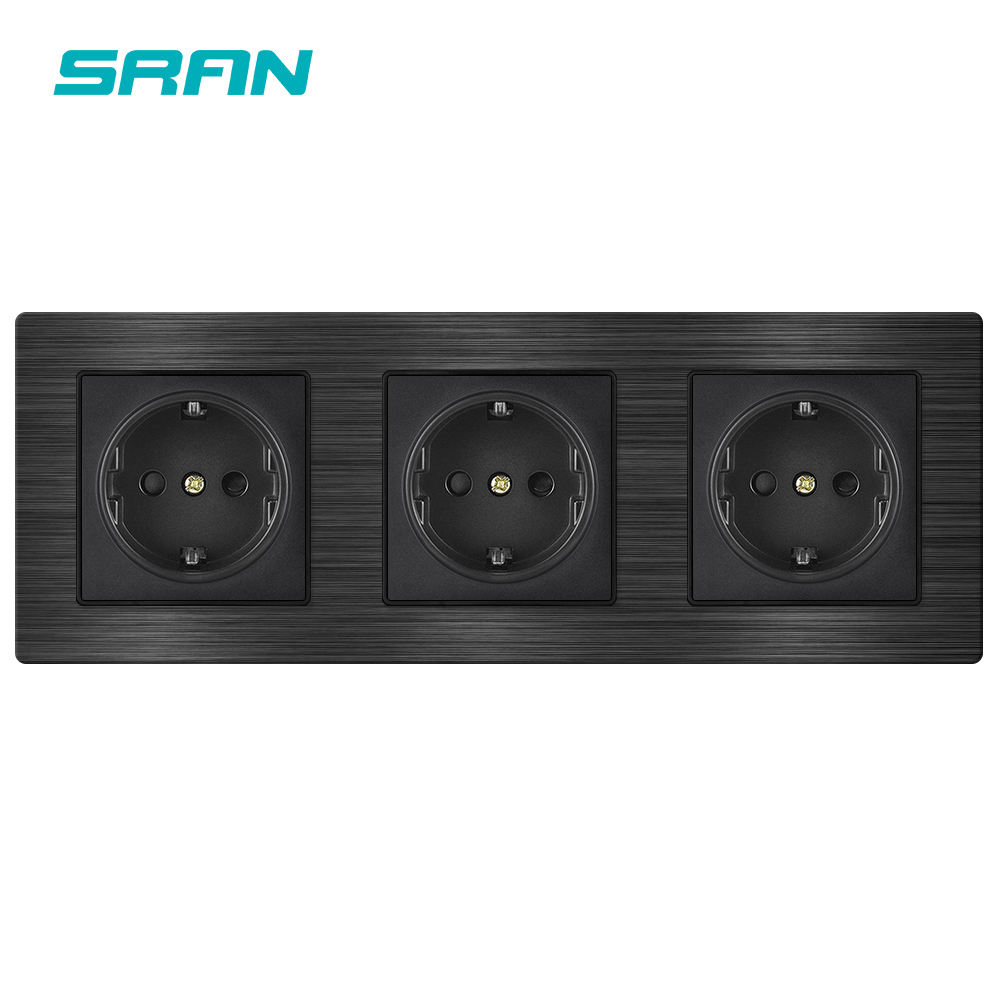 3 Gang Socket Black