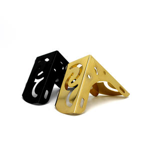 Pieds de canapé minimalistes dorés Pieds sculptés creux Usine Vente en gros Accessoires de quincaillerie pour meubles - Product Image 1