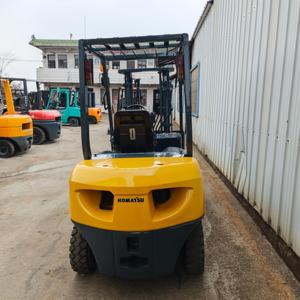 Original Japanese Used Komatsu FD20 2 Ton Diesel Forklift With Isuzu Engine For Logistics <b>Handling</b> - Product Image 5