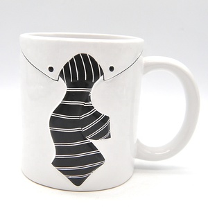 Taza <span class=keywords><strong>de</strong></span> café <span class=keywords><strong>de</strong></span> cerámica creativa minimalista 'I Love Dad' <span class=keywords><strong>para</strong></span> la fiesta <span class=keywords><strong>del</strong></span> <span class=keywords><strong>Día</strong></span> <span class=keywords><strong>del</strong></span> <span class=keywords><strong>Padre</strong></span> Taza <span class=keywords><strong>de</strong></span> almacén con empuñadura con diseño en blanco - Product Image 2