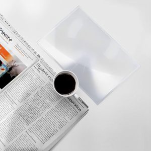 للبيع بالجملة عدسة فرينل 3X A4 تكبير ورقة بلاستيكية مكبر صفحة كاملة للقراءة - Product Image 1