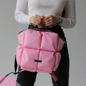 Новейший эксклюзивный дизайн водонепроницаемая Повседневная нейлоновая складная сумка Стеганый рюкзак для женщин