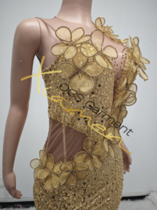 Ocstrade Listo para Enviar - Contacta Antes de Ordenar - Vestido de Noche Dorado sin Mangas con Flores 3D Brillantes y Pedrería, Elegante para Fiesta de Graduación - Product Image 4