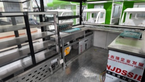Camión de Comida Eléctrico con Cocina Completa, Remolque de Comida Móvil, Carrito de Aperitivos para Eventos al Aire Libre y Negocios de Catering - Product Image 5