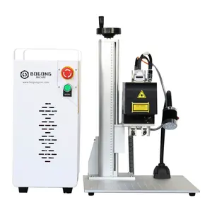 Máquina de marcação dinâmica 3D 100W 3D gravura em metais profundos com fonte laser 100W JPT mopa M7