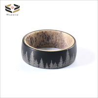 Cincin Tungsten Carbide Hitam 8mm Desain Rusa dan Hutan dengan Laser, Cocok untuk Hadiah Pernikahan atau Pesta