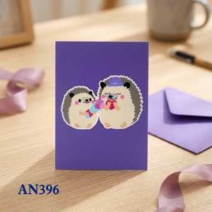 Carte pop-up 3D personnalisée faite à la main, motif famille de hérissons, artisanat en papier, best-seller du Vietnam, pour la Saint-Valentin, la fête des mères, ou comme carte de vœux florale. - Product Image 1