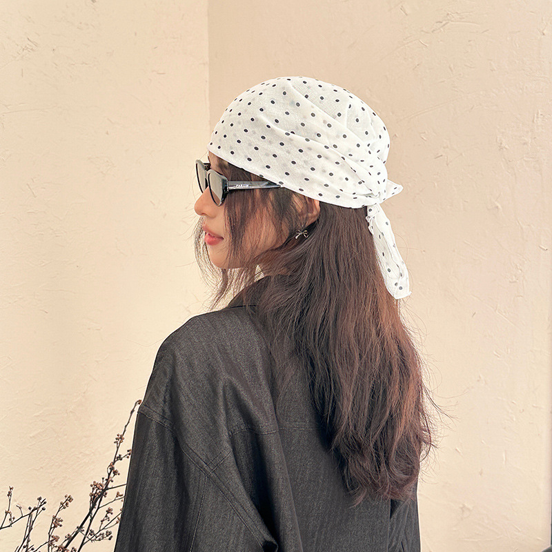 Polka dot white