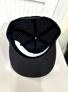 Casquette Snapback 5 Panneaux Haute Qualité Personnalisable avec Patch Tissé et Découpe Laser Perforée pour Activités de Plein Air, Style Sportif, Fabriquée au Vietnam - Product Image 4
