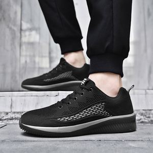 Chaussures de course légères et respirantes pour hommes |   Chaussures de marche en mesh tendance printemps |   Chaussures de sport grandes tailles - Product Image 2