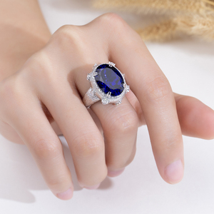 Anillo Messi Gems MSR-2081 de 10k con zafiro azul real de corte ovalado y diamante cultivado en laboratorio - Product Image 3