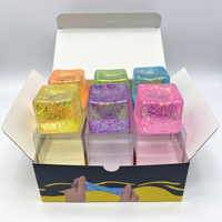Jouet à presser en forme de glaçon transparent avec paillettes, jouets sensoriels à presser, jouets anti-stress, cubes de glace colorés amusants, balles anti-stress