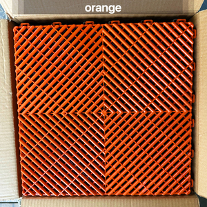 Piastrelle Incastrabili in PP Antiscivolo con Drenaggio per Pavimenti di Garage, Piastrelle in Plastica Incastrabili per Garage, Strumento per la Pulizia dell'Auto - Product Image 4