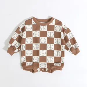 Wholesale Winter Newborn Baby Clothes O-Neck Long Sleeve Covered Button 100%Organic Cotton Baby Boys' Rompers