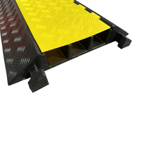 Protector de PVC resistente superventas, cubierta de cable de 3 canales para carretera para baches de 3 velocidades con rampa de cable de plástico