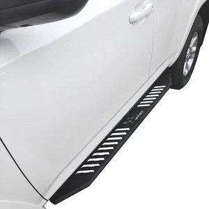 Marchepieds latéraux en acier LUMA Autoparts avec lettres pour 5ème génération 2010-2024 - Product Image 2