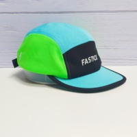 Gorra de running y camping con logo personalizado, impermeable, con orificios cortados a láser, de 5 paneles, ligera, de secado rápido, de malla, para trekking y protección.