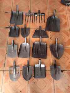 จอบเหล็กสำหรับงานเกษตร ขอบคมเสริมความแข็งแรงสำหรับงานรถไฟ - Product Image 6