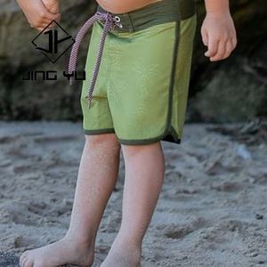 Traje de Baño Profesional para Niños, Estampado Bohemio, Texturizado, de Alta Calidad, Poliéster Reciclado, Shorts para Niño - Product Image 4