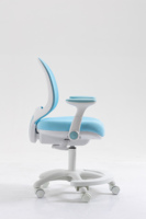 Chaise de bureau réglable pour enfant, bleue, en maille respirante, ergonomique, avec accoudoirs pliables, stable et sécurisée en plastique