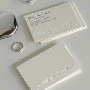 Logotipo personalizado de lujo de <span class=keywords><strong>papel</strong></span> <span class=keywords><strong>mate</strong></span> Logotipo de impresión en relieve deboss negocios tarjetas de agradecimiento postal - Product Image 1