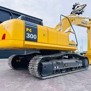 Excavatrice Komatsu PC300 de 30 tonnes, d'occasion, de marque japonaise, moteur Cummins, grande excavatrice sur chenilles, provenance Japon. - Product Image 3