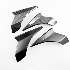 Deflectores de Viento Laterales para Motocicleta Qiangye, Estilo Fibra de Carbono, 26mm, Ajuste Universal, Apariencia de Carreras - Product Image 1