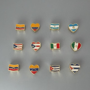 Abalorios de esmalte con bandera de Latinoamérica y Europa, diseño de corazón ondeante, para pulseras estilo <span class=keywords><strong>Pandora</strong></span> DIY, venta al por mayor - Product Image 1