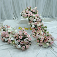 Guirlandes de Fleurs de Luxe Sur Mesure pour Mariage, Chemin de Table Fleur d'Hortensia Vert et Blanc Décoratif