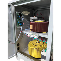 Régulateur de tension triphasé AC automatique Kebo 50 ampères 200kva stabilisateur à haute efficacité de type courant