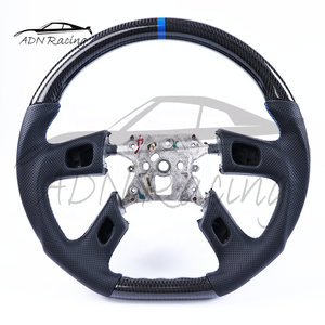 Volant en fibre de carbone noire avec cuir pour <span class=keywords><strong>Chevrolet</strong></span> <span class=keywords><strong>Silverado</strong></span> Trailblazer <span class=keywords><strong>SS</strong></span> GMC <span class=keywords><strong>2003</strong></span>+ - Product Image 3