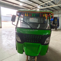 Tricycle Passager à Essence 200CC Haute Capacité Économie de Carburant Pare-brise Double Siège Keke Napep Tok Tok