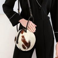 Nouveau sac à main en cuir véritable haut de gamme pour filles, imprimé léopard, fermeture éclair, polyester, tendance mode, fourrure intégrée, couleur contrastée