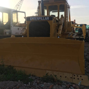 Bulldozer Usado D8k D8 a Precio Económico con Capacidad de Empuje de 4.5m y Alto Momento de Carga en Venta - Product Image 1