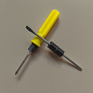 Destornillador de Doble Uso, Amarillo, de 3 y 4 Pulgadas, Cabeza Phillips, Hoja de Acero al Carbono, Recubrimiento de Zinc, para Reparaciones Generales - Product Image 4