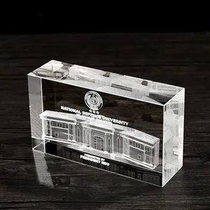 Barato edificio personalizado 3D grabado láser cubo de cristal trofeo decoración regalos artesanía de cristal