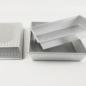 Plateau de cuisson pour pizza rectangulaire en aluminium anodisé de 1,5 mm, 14 x 10 pouces, perforé, pour une pizza croustillante, <span class=keywords><strong>plaque</strong></span> à pizza de Détroit, <span class=keywords><strong>plaque</strong></span> à croûte à pizza pour la cuisson - Product Image 5
