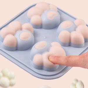 Moule à glaçons en silicone Patte de chat, 4 cavités, qualité alimentaire, réutilisable, pour boissons, chocolat, aliments pour bébés et savon - Product Image 6